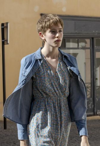 image: Il est elle
